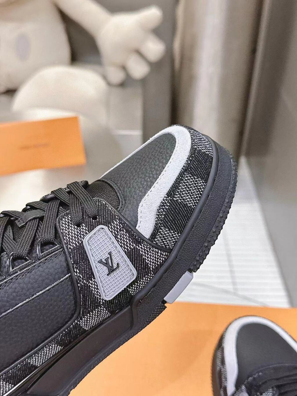 Lv Trainer Damier Black/Grey