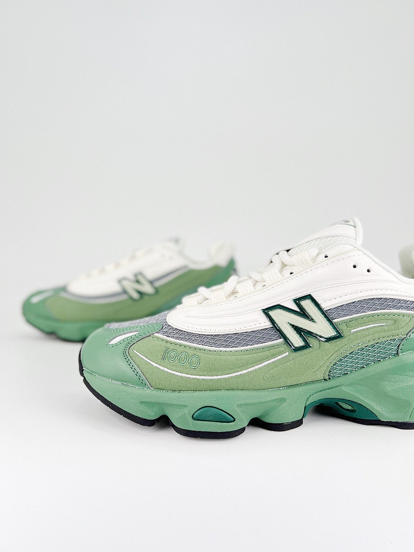 New Balance 1000 Green Grey