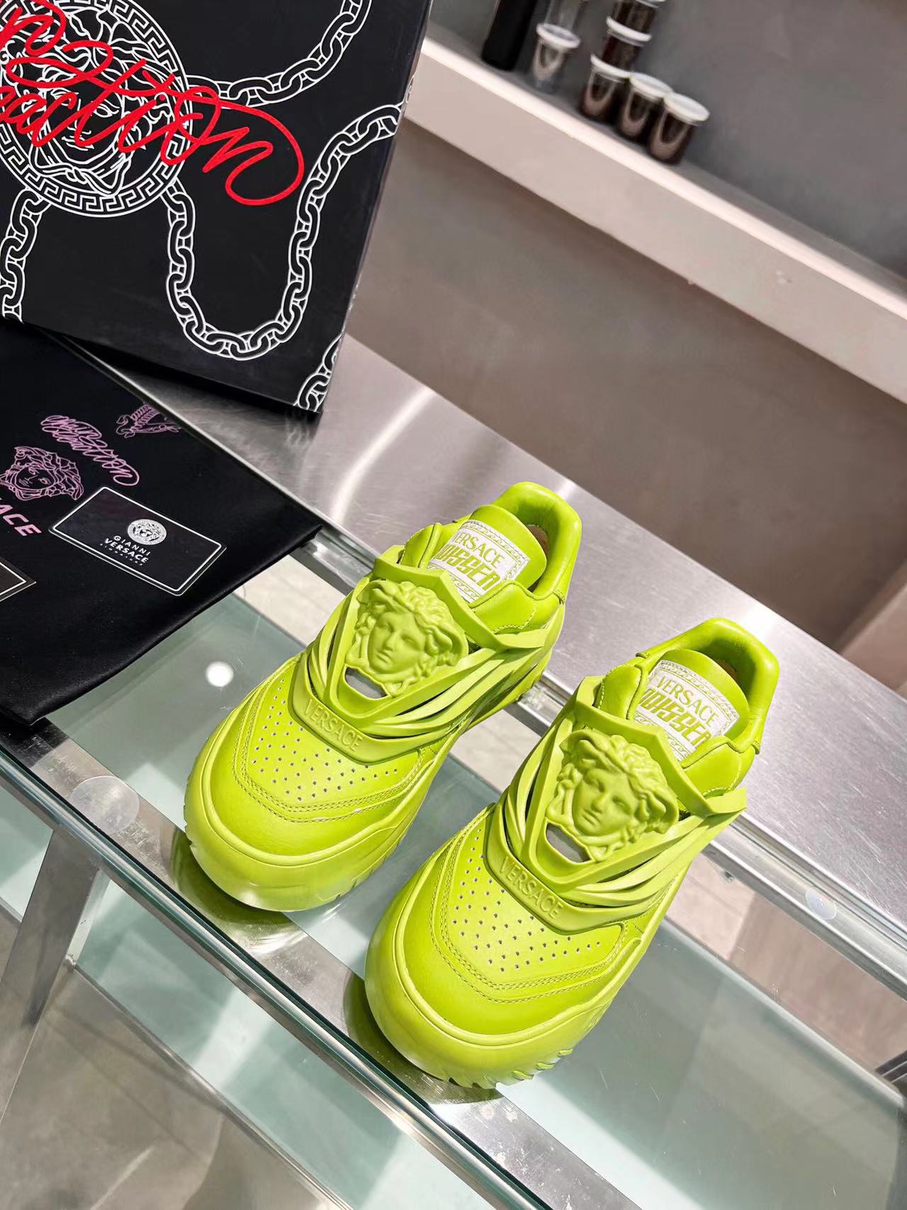 Versace Odissea Yellow Neon