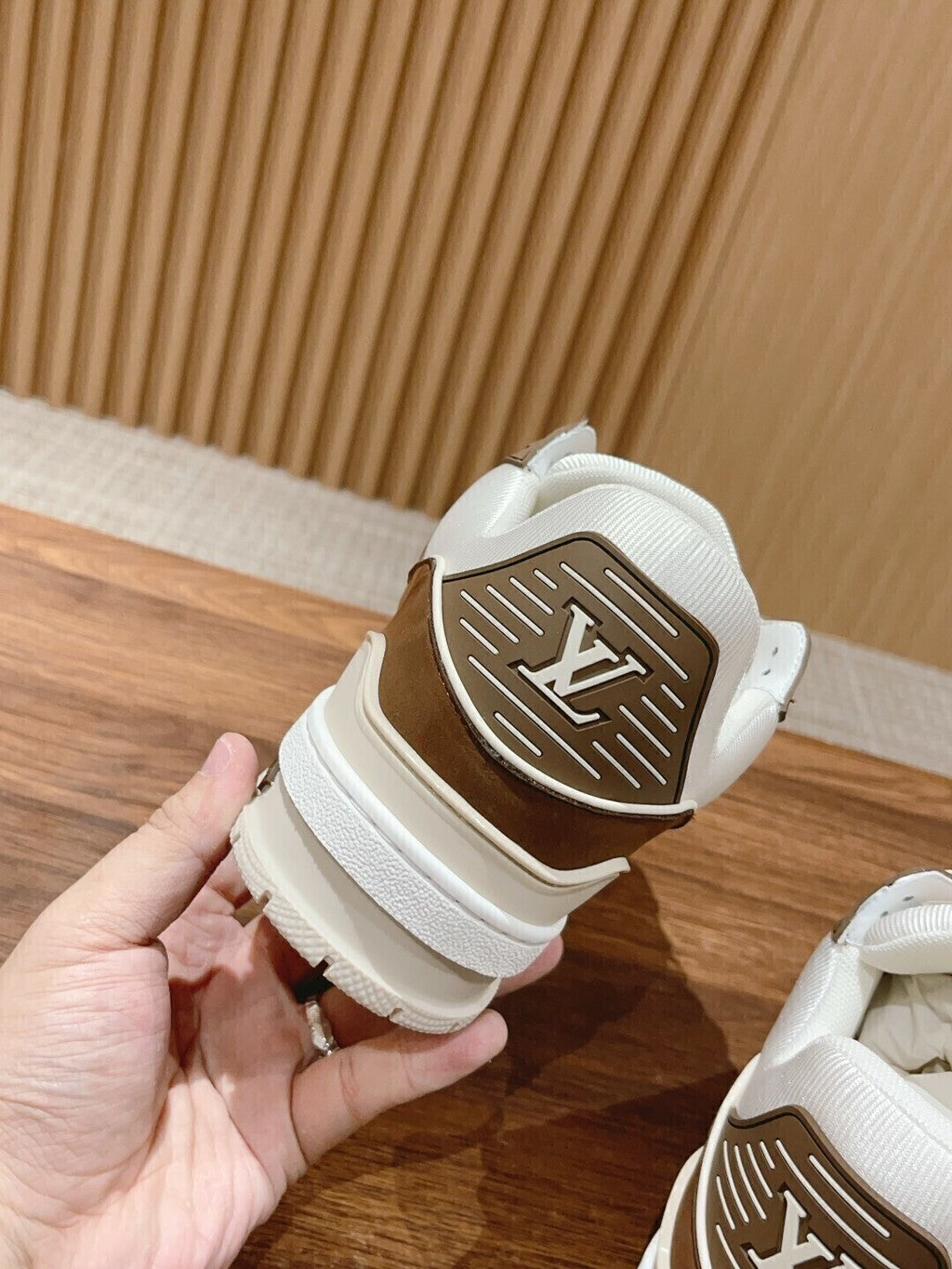 Louis Vuitton Trainer White Brown