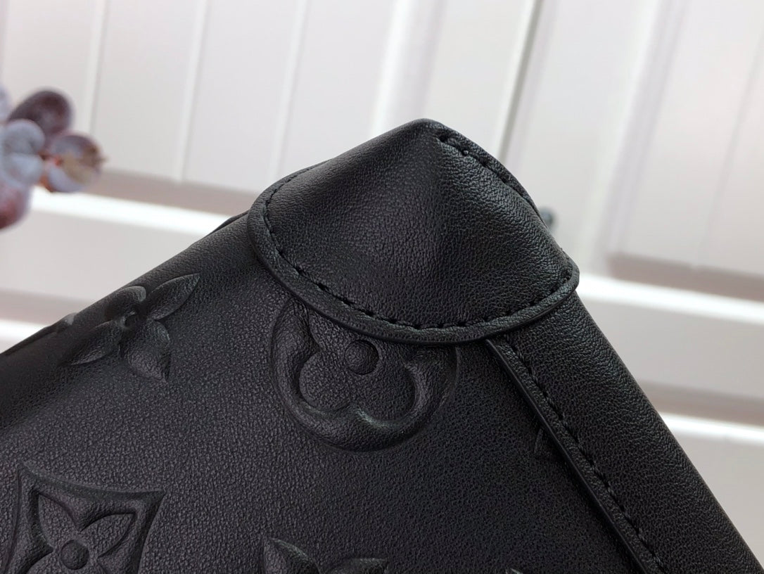 Lv Steamer XS Monogram Black