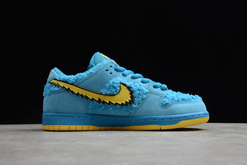 Nike SB Dunk Low Grateful Dead Bears Blue CJ5378 400