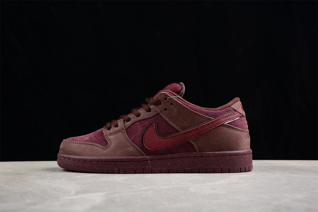 Nike SB Dunk Low City of Love FN0619-600