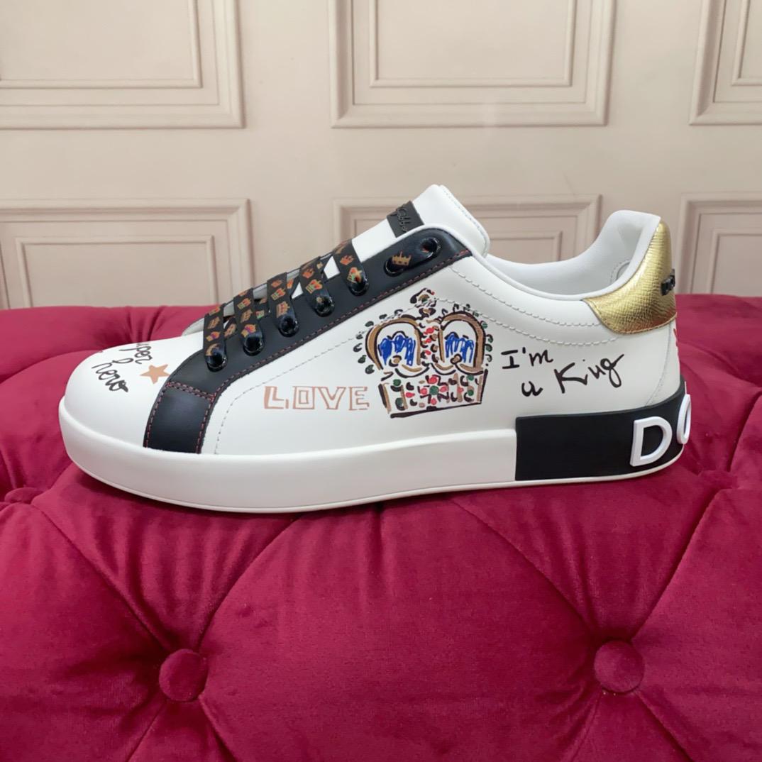 Dolce & Gabbana Portofino Graffiti-Print Sneakers In Black