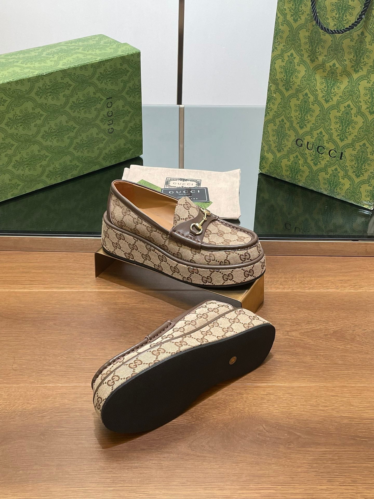 Gucci Loafers GG Brown