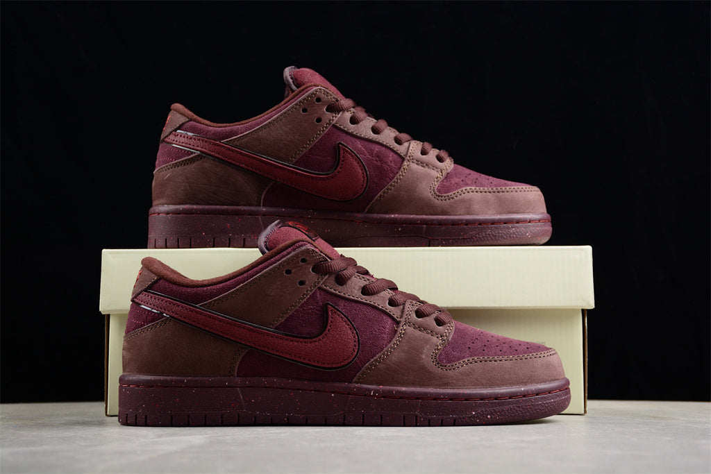 Nike SB Dunk Low City of Love FN0619-600