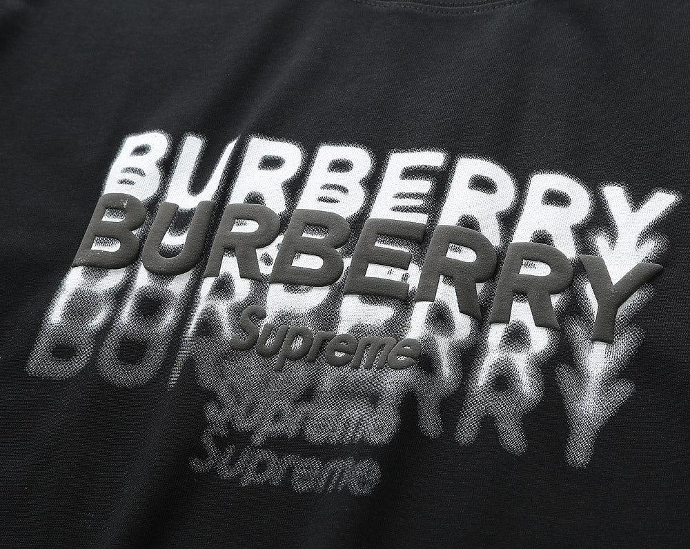 Camiseta Burberry X Supreme