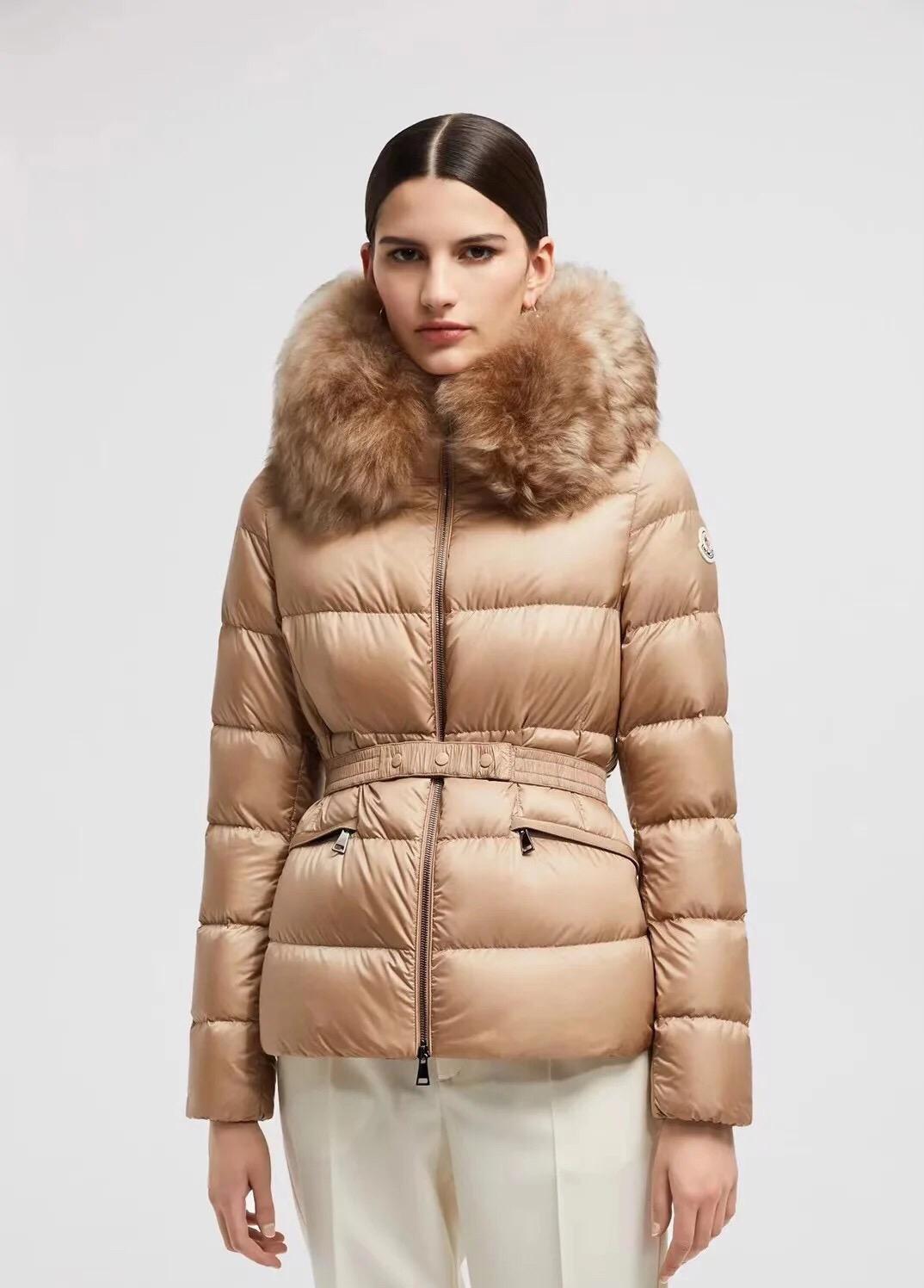 Jacket Moncler Boed Hooded Shearling Short Down