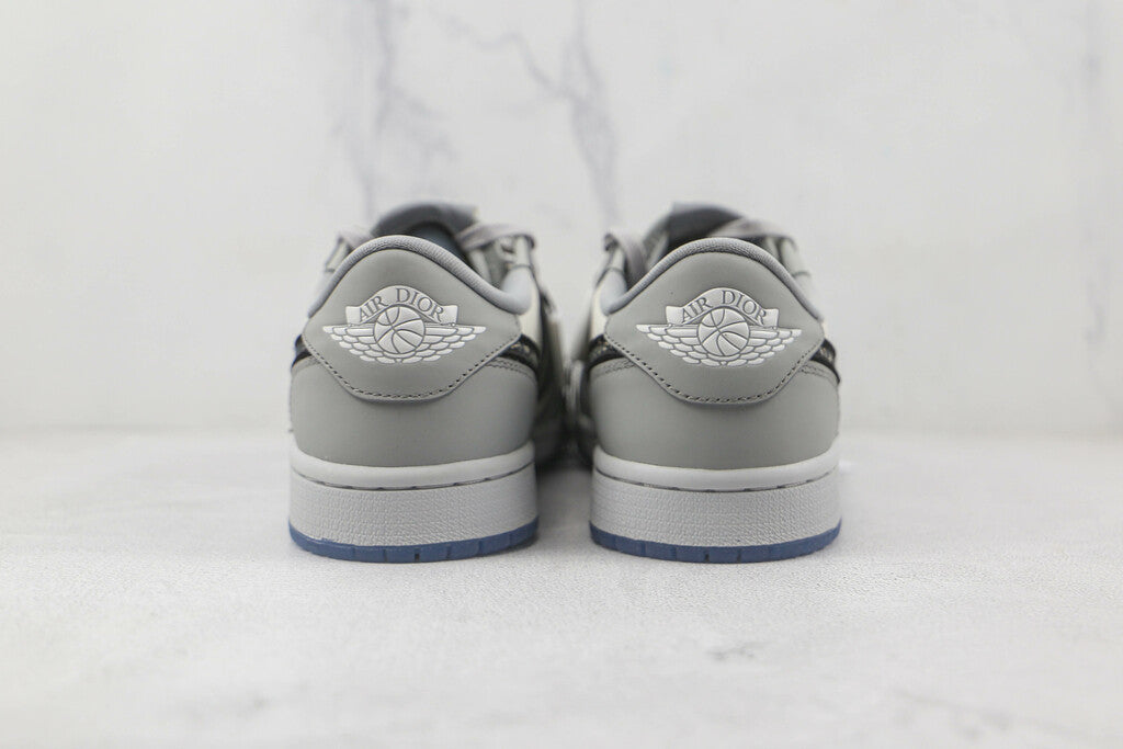 DIOR X AIR JORDAN 1 LOW