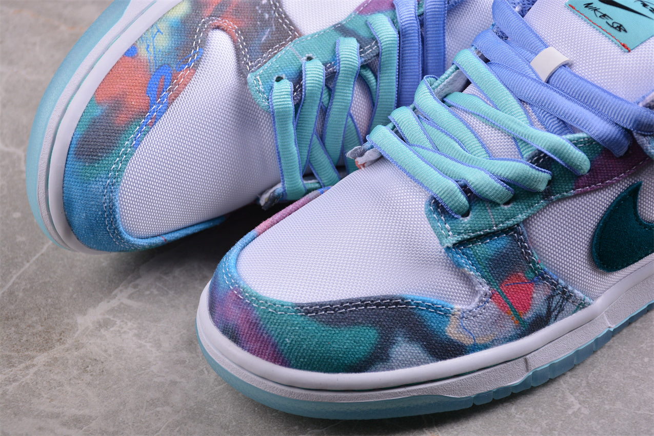 Nike SB Dunk Low Futura Laboratories Bleached Aqua