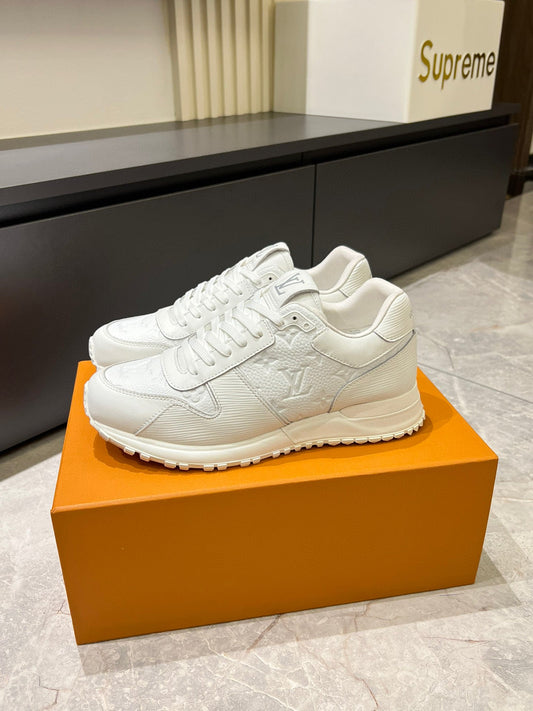 LOUIS VUITTON  Run Away White