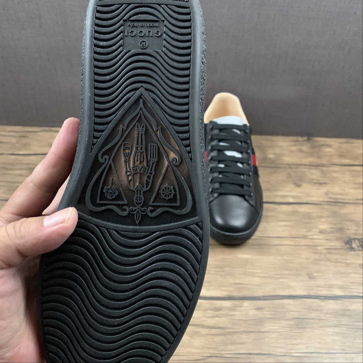 Gucci Ace Bee Black (Pronta entrega)