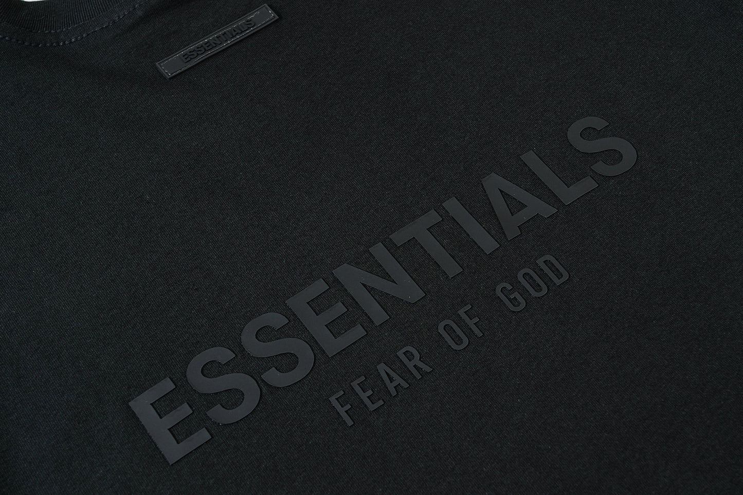 Camiseta Fear Of God Essentials