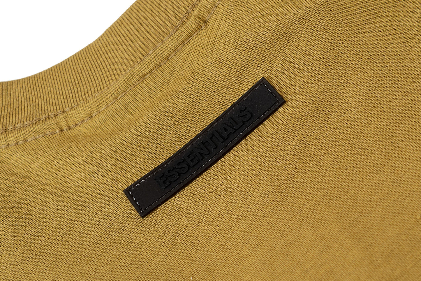 Camiseta Fear Of God Essentials