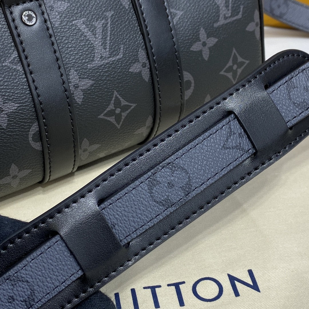 Lv Keepall XS Black