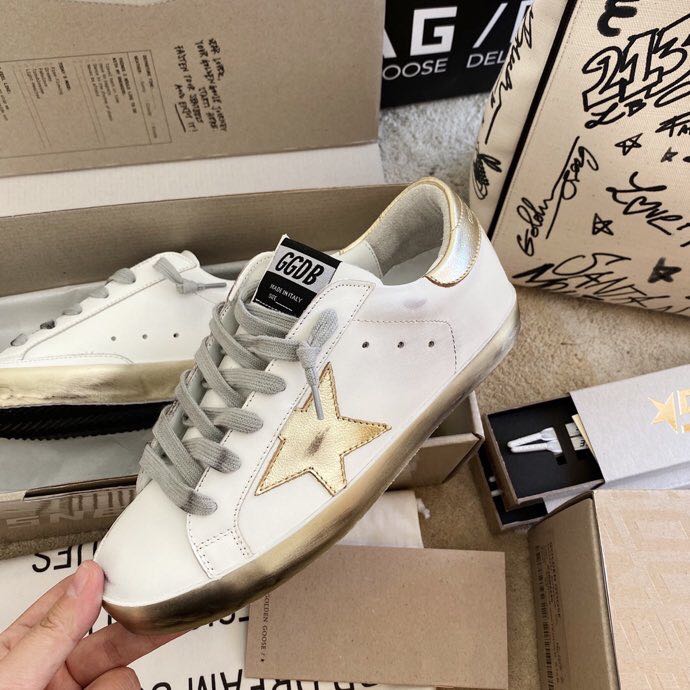 Golden Goose SuperStar Metallic Gold