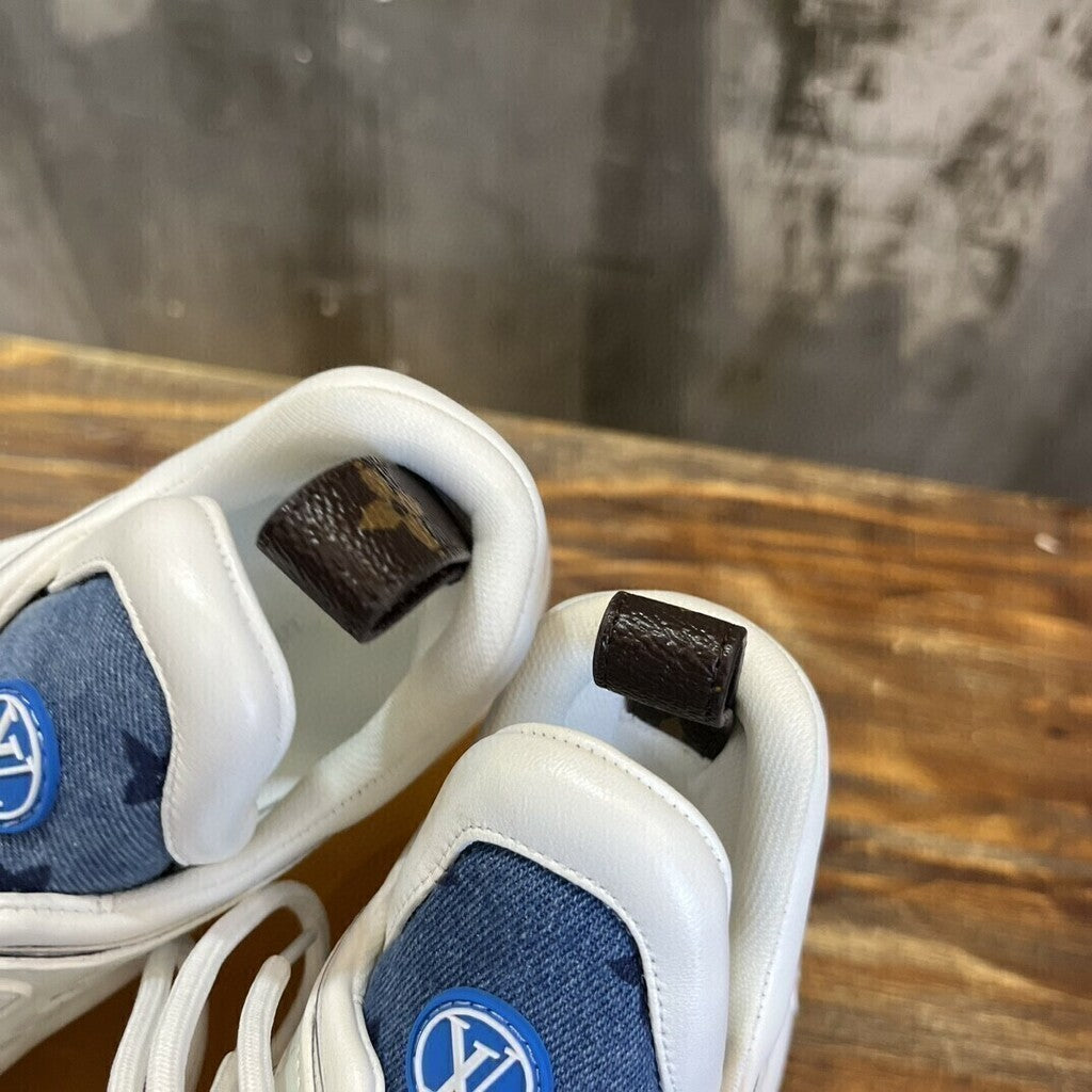 Archlight Trainer Monogram White Blue