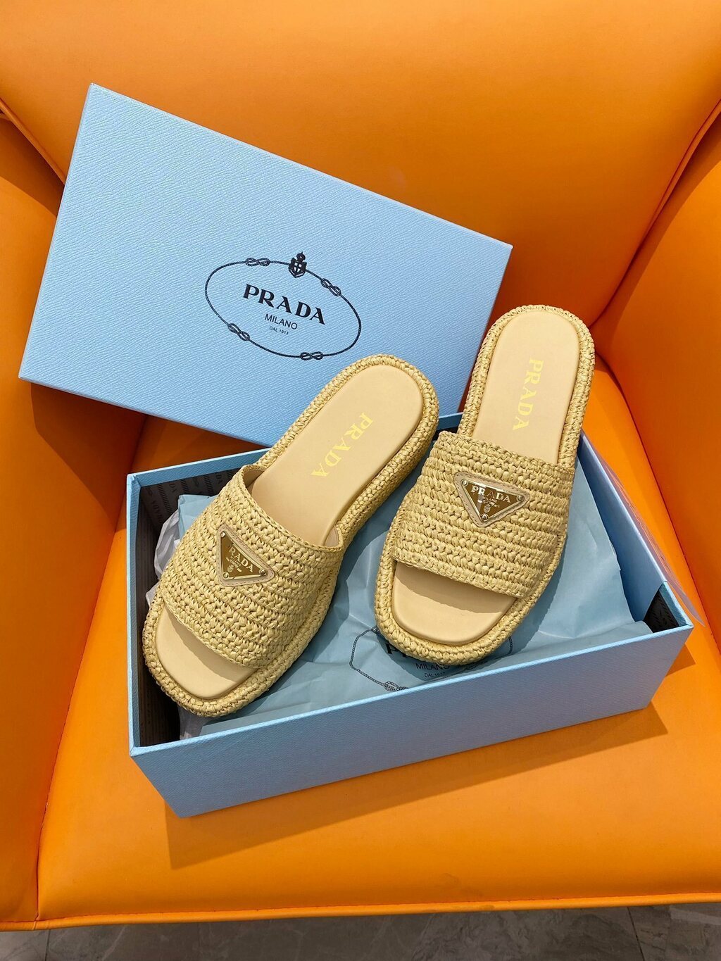 Prada Sandália flatform em crochê