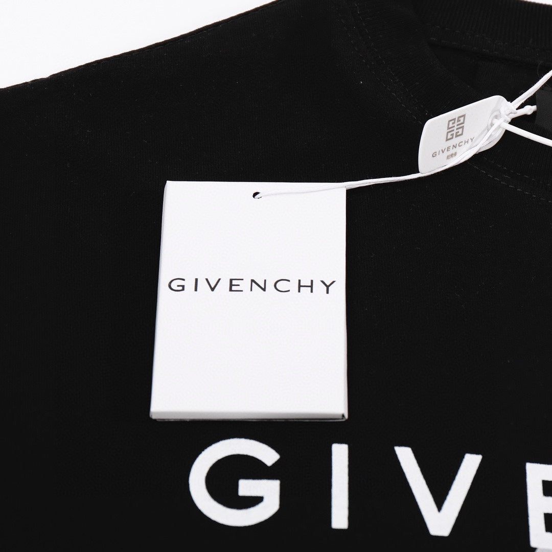 Camiseta Givenchy