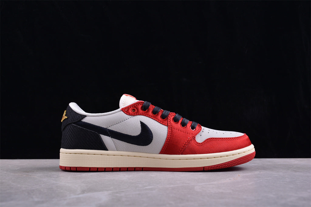 Jordan 1 Retro Low OG Trophy Room Away FN0432-100