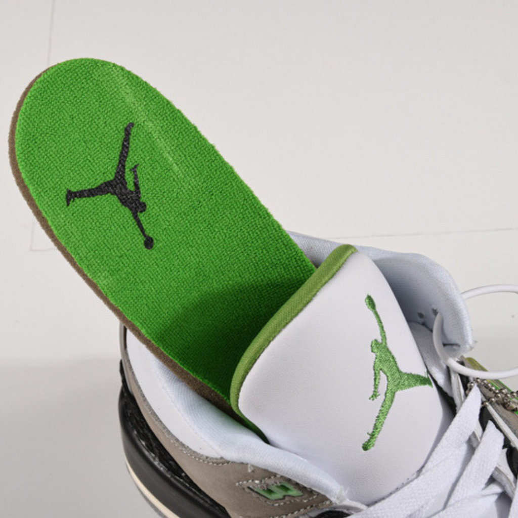 Jordan 3 Retro Chlorophyll 136064-006