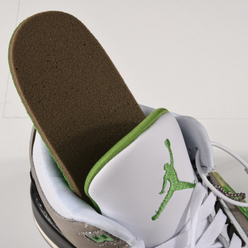 Jordan 3 Retro Chlorophyll 136064-006