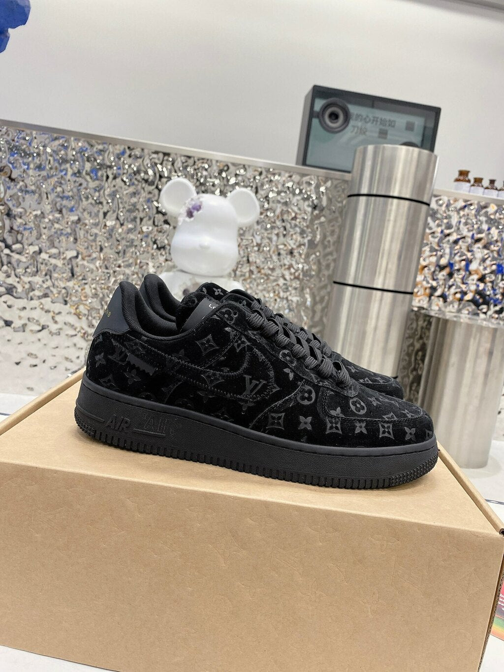 Louis Vuitton Nike Air Force 1 Low By Virgil Abloh Black A1083360