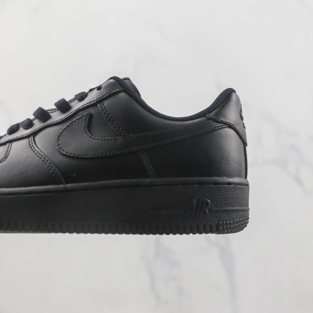 Nike Air Force 1 Black