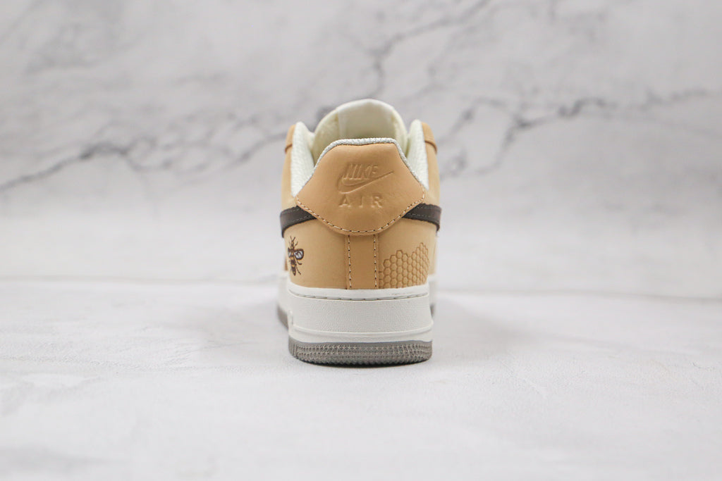 Nike Air Force 1 Low Manchester Bee