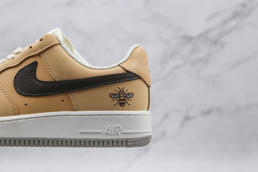 Nike Air Force 1 Low Manchester Bee