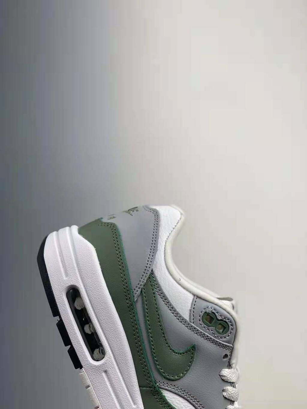 Nike Air Max 1 Spiral Sage DB5074-100