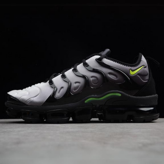 Nike Air VaporMax Plus Black Volt 924453-009