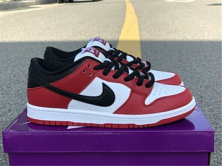 Nike SB Dunk Low J-Pack Chicago BQ6817-600