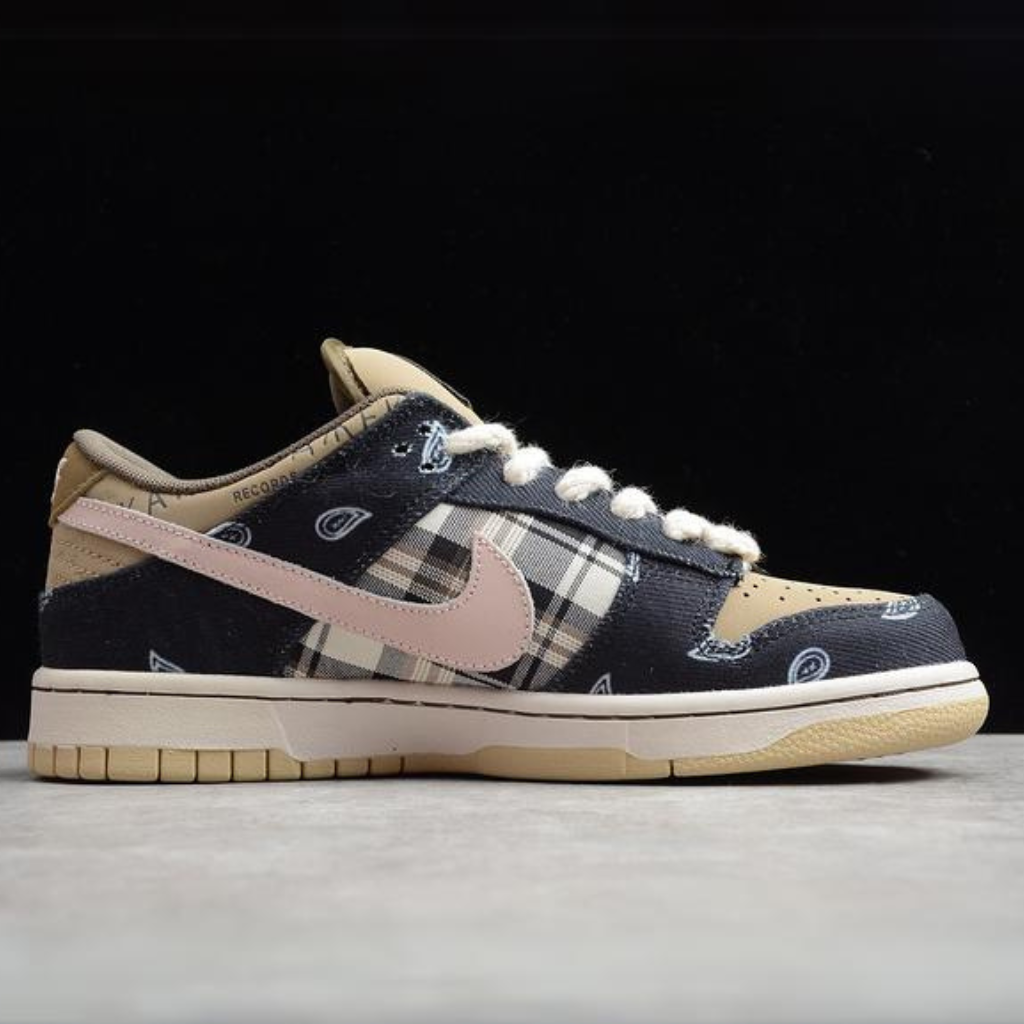 Nike SB Dunk Low Travis Scott CT5053-001