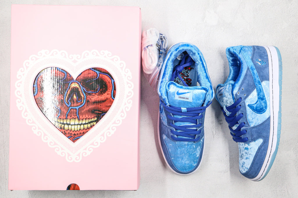 Nike SB Dunk Low Pro Strange Love Blue