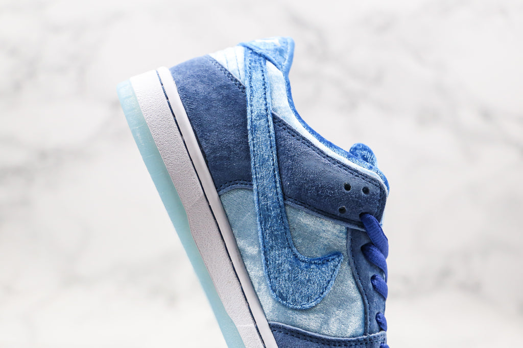 Nike SB Dunk Low Pro Strange Love Blue