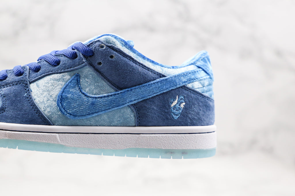 Nike SB Dunk Low Pro Strange Love Blue